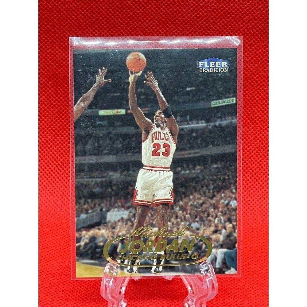 Michael Jordan Card 1998-99 Fleer Tradition #23